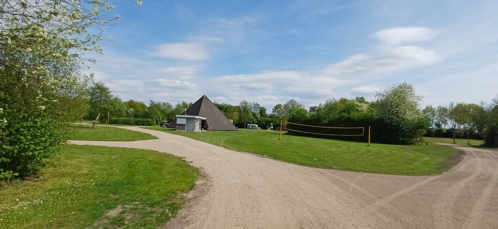 Entree camping hunze bulten